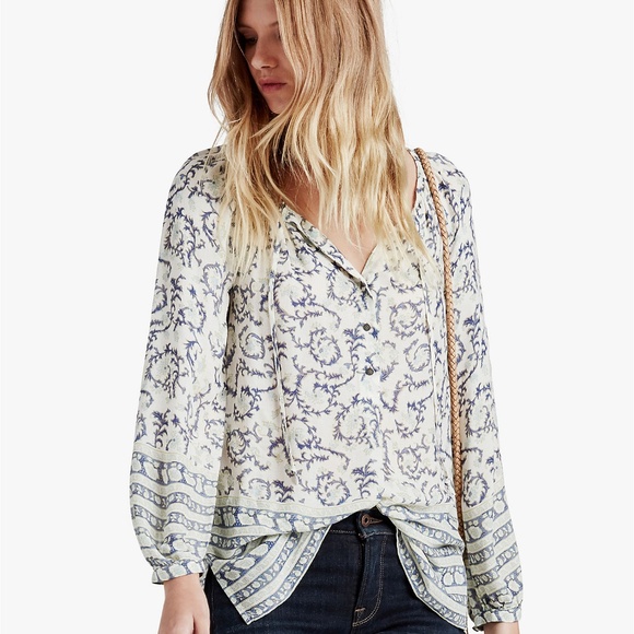 Lucky Brand Tops - LUCKY BRAND 100% RAYON PEASANT PAISLEY SUMMER TOP